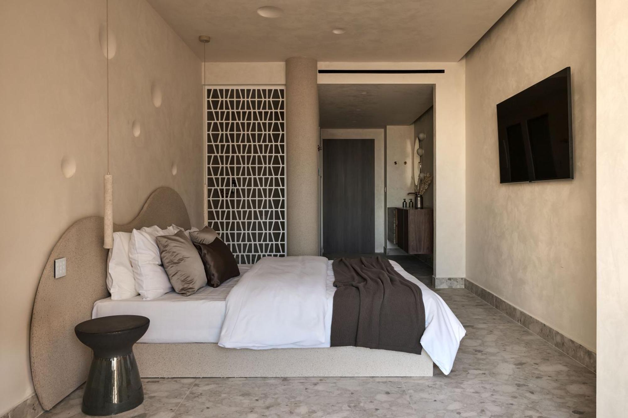 Uzenie All Suites Boutique Resort (Adults Only) Adelianos Kampos Exterior photo